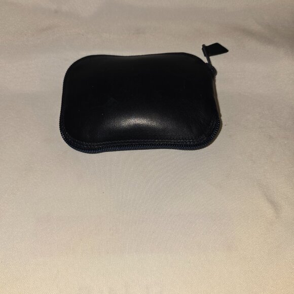 Vintage Gucci Expandable Pouch - Picture 2 of 6